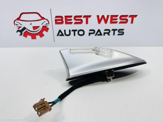 2025 MITSUBISHI OUTLANDER Antenna