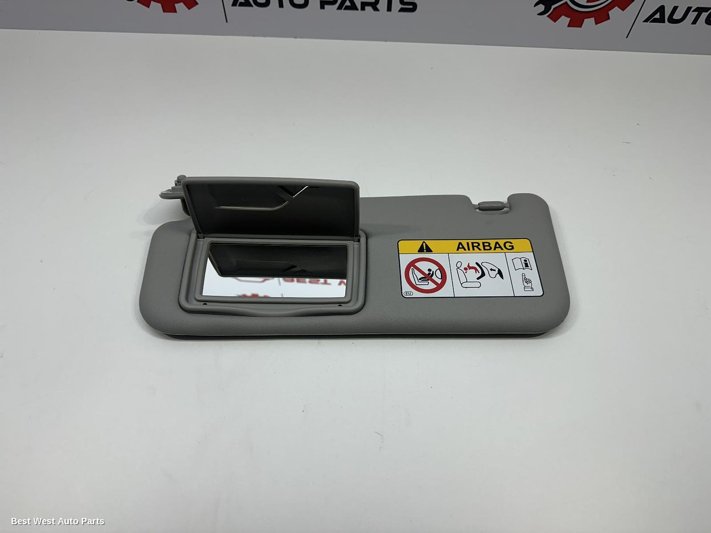 2024 TOYOTA HILUX Sunvisor