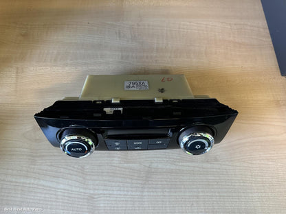 2015 MITSUBISHI PAJERO Heater/Ac Controls