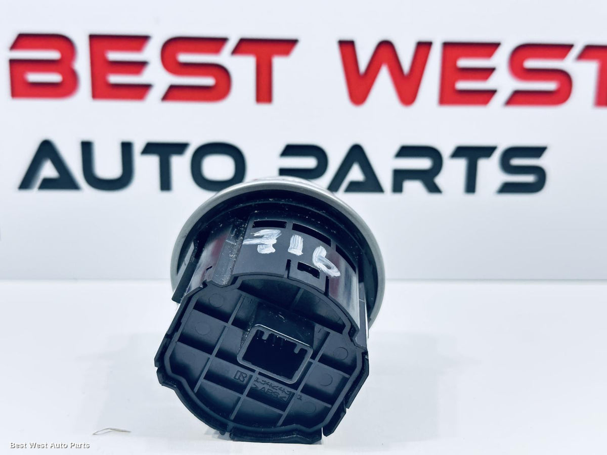 2024 MITSUBISHI TRITON Misc Switch/Relay
