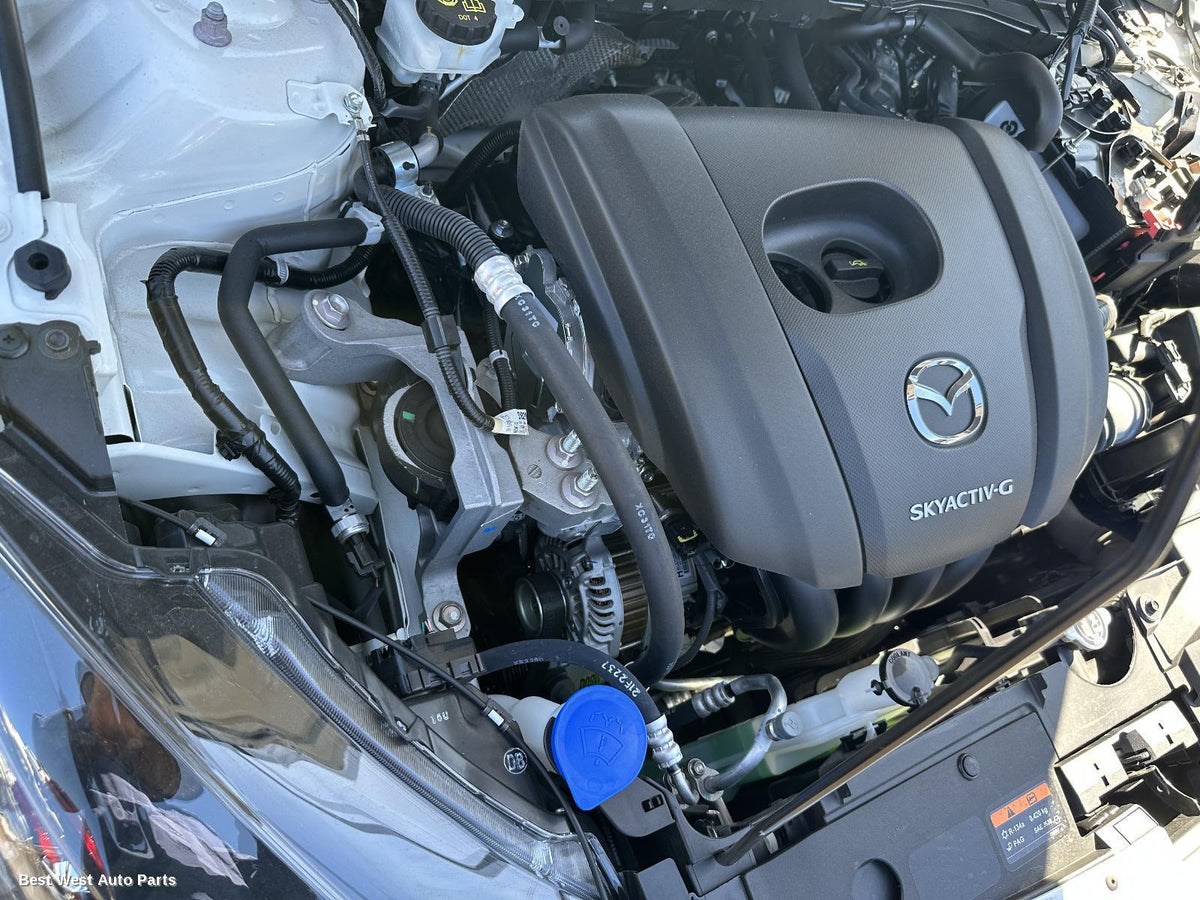 2021 MAZDA 2 Engine