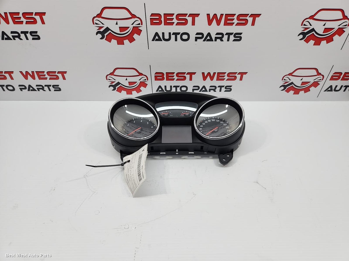 2019 HOLDEN COMMODORE Instrument Cluster