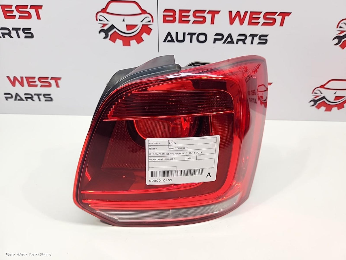 2012 VOLKSWAGEN POLO Right Taillight
