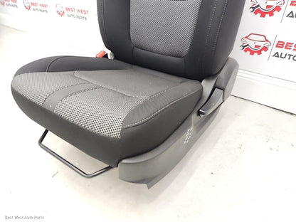 2025 MAZDA BT50 Front Seat