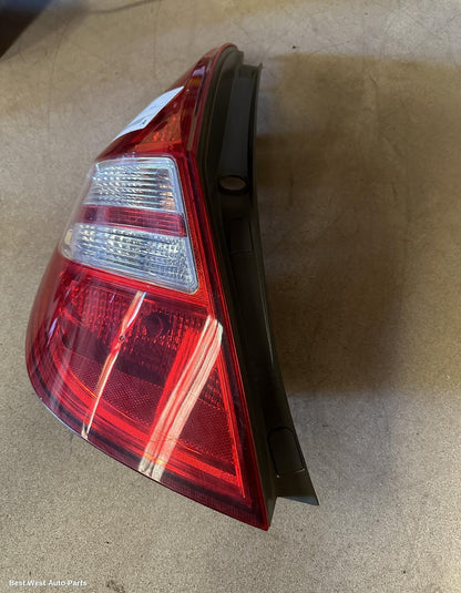 2012 HYUNDAI I30 Left Taillight
