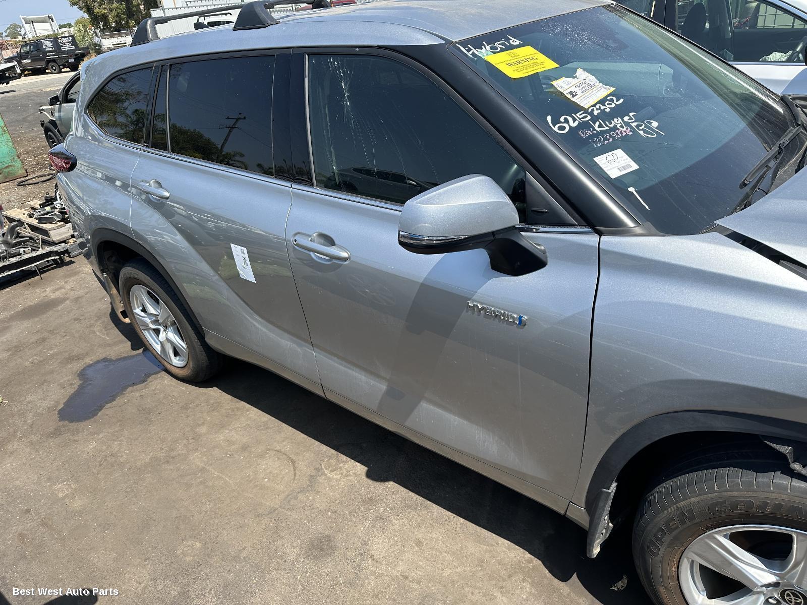 2022 TOYOTA KLUGER Right Front Window Reg/Motor