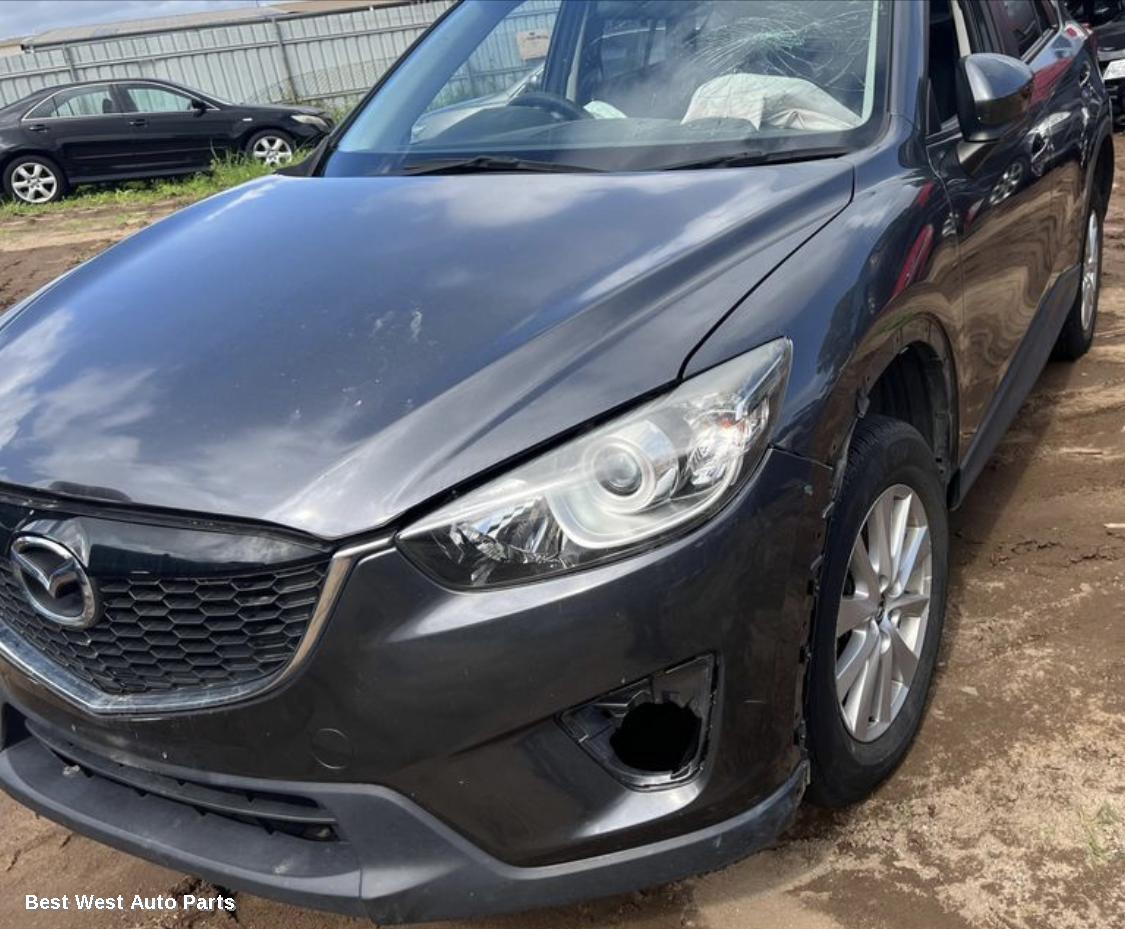 2013 MAZDA CX5 Left Front Hub Assembly