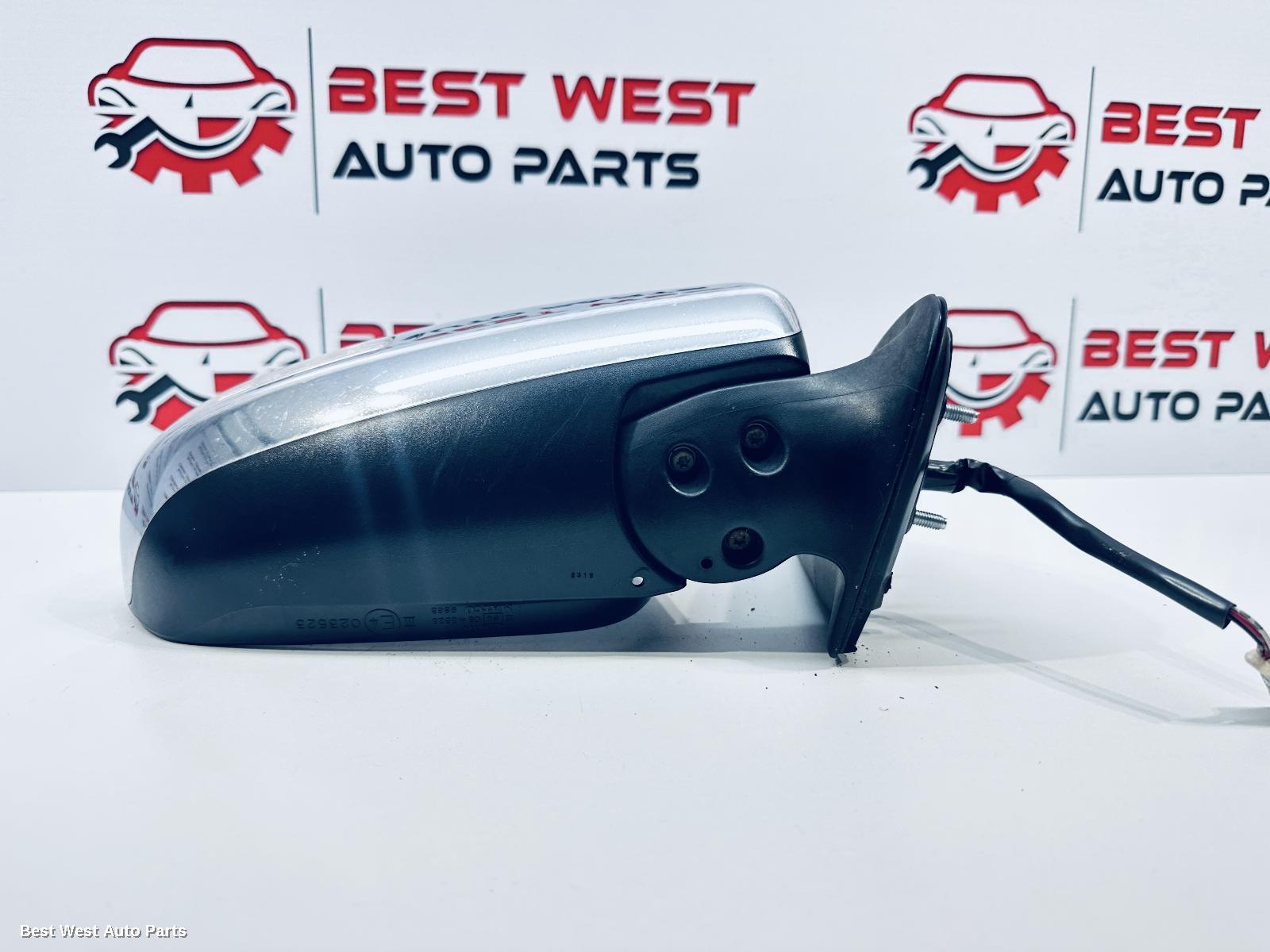 2015 TOYOTA HILUX Right Door Mirror