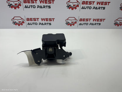 2019 TOYOTA HILUX Abs Pump/Modulator