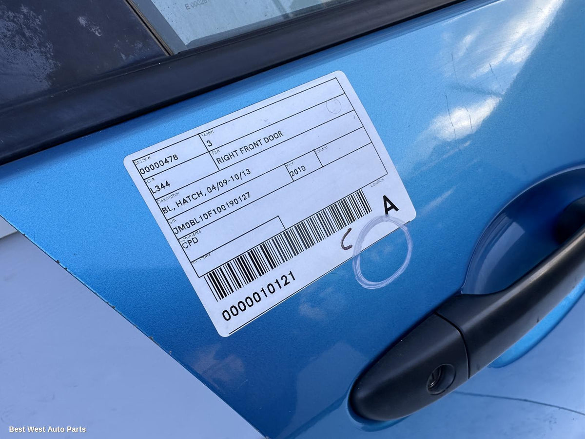 2010 MAZDA 3 Right Front Door
