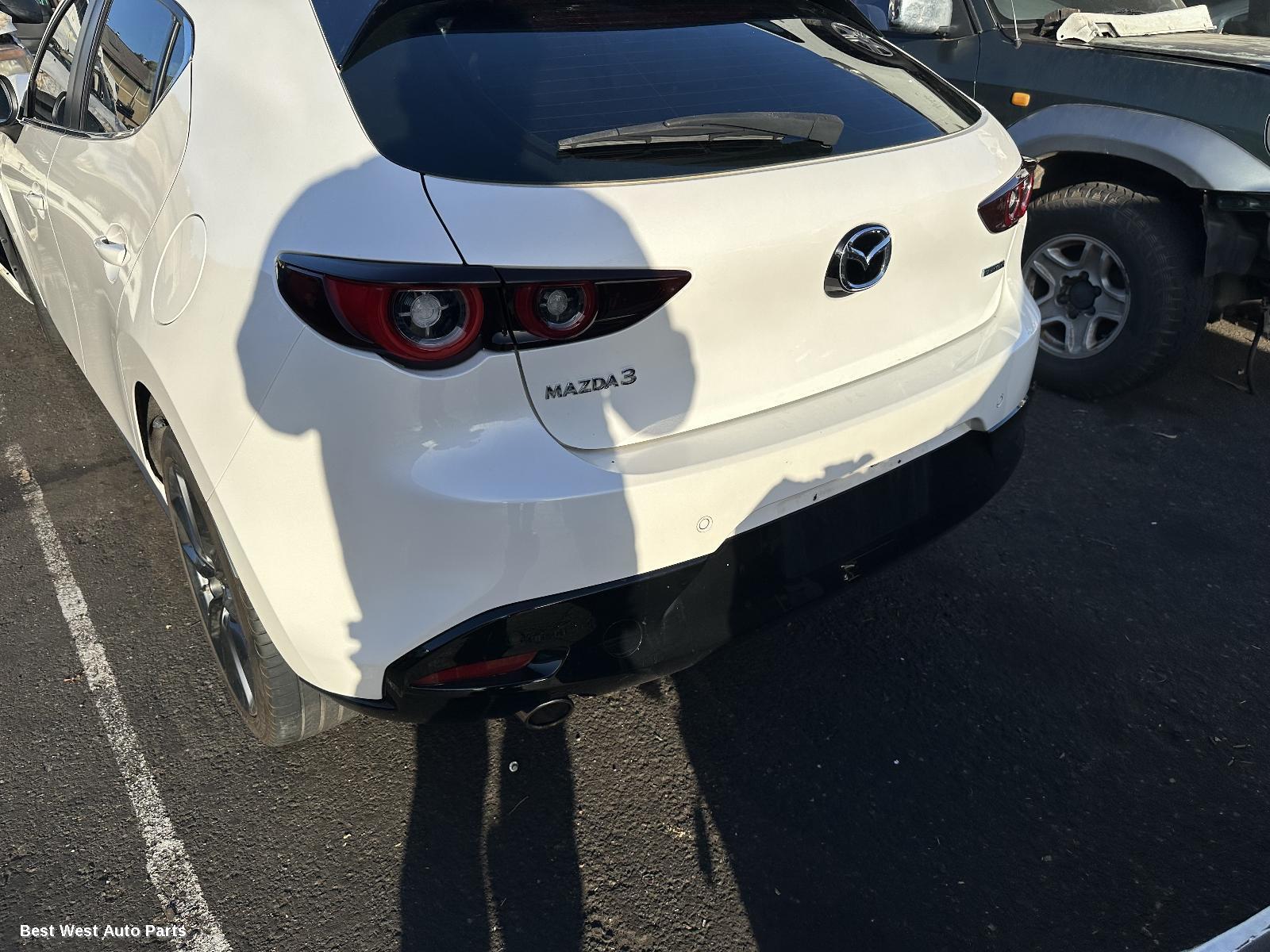2022 MAZDA 3 Left Taillight