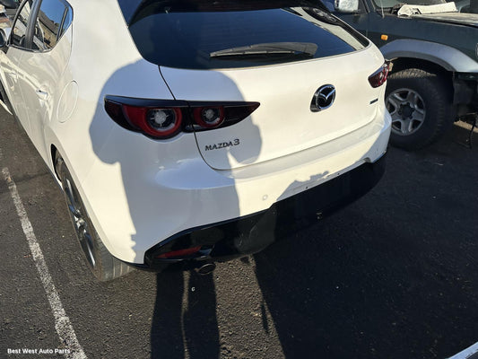 2022 MAZDA 3 Left Taillight