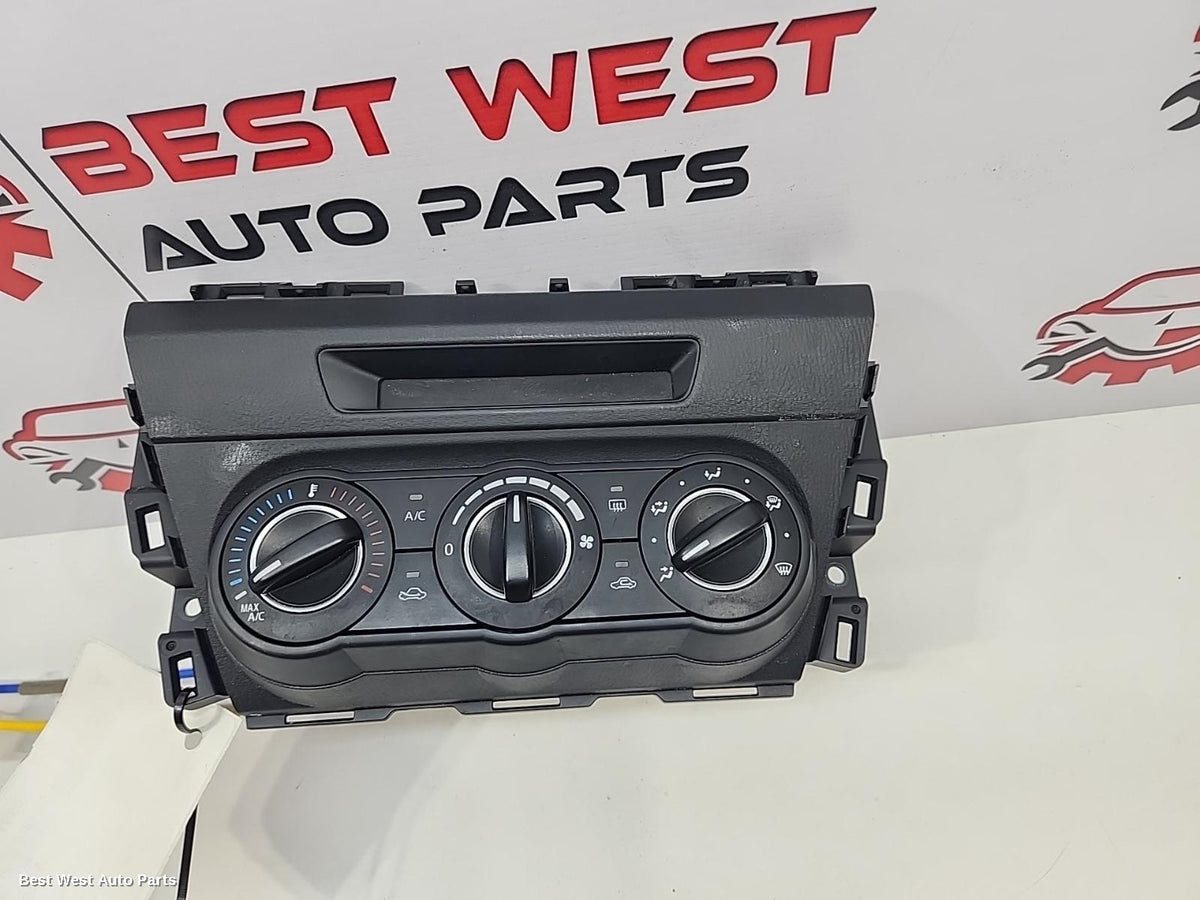 2016 MAZDA 3 Heater/Ac Controls