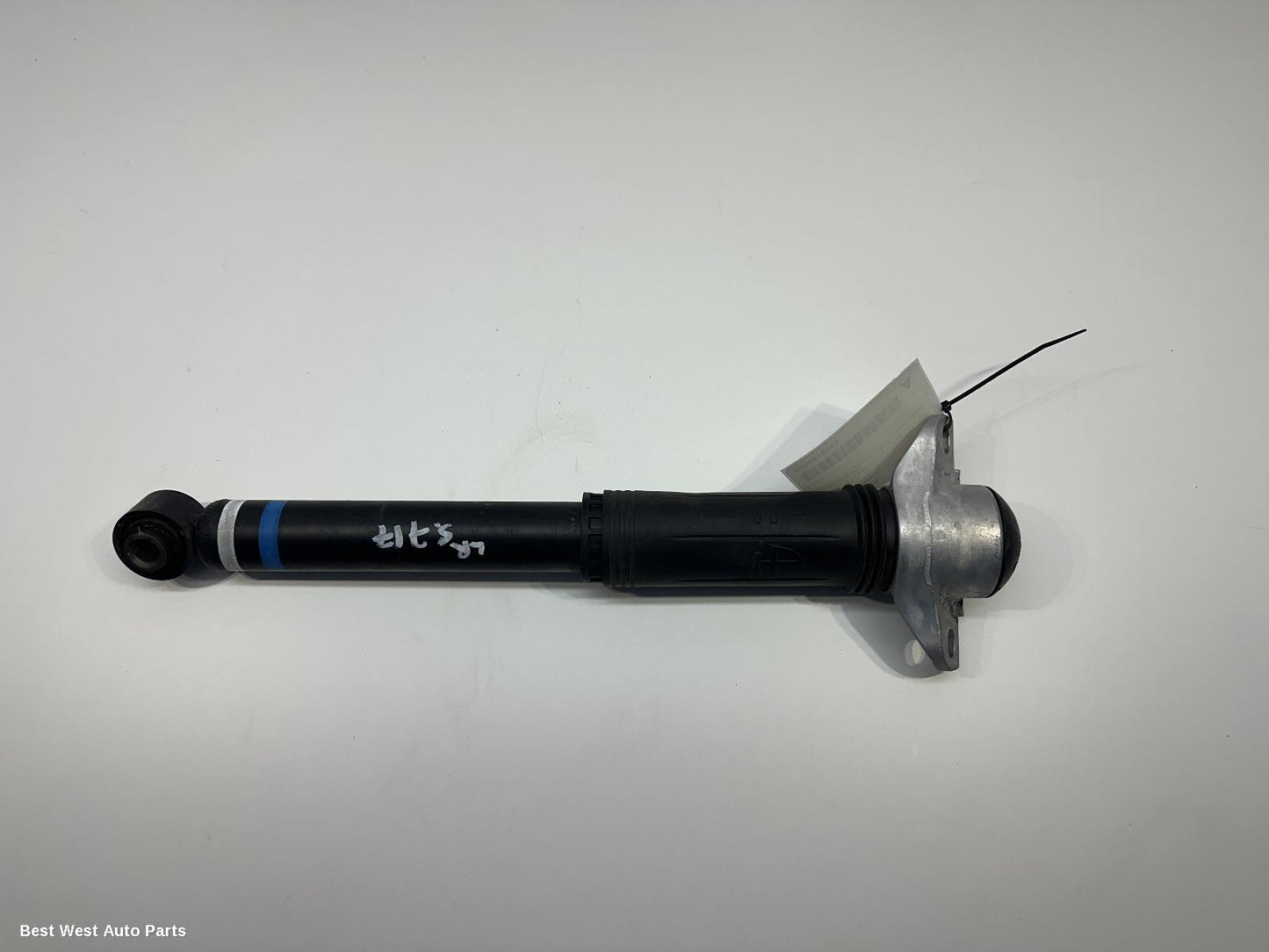 2022 TOYOTA COROLLA Left Rear Strut