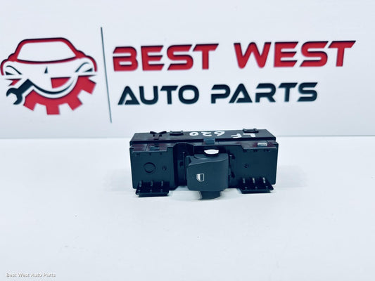 2018 HYUNDAI I30 Pwr Dr Wind Switch