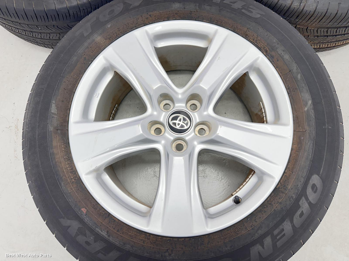 2022 TOYOTA KLUGER Wheel Mag