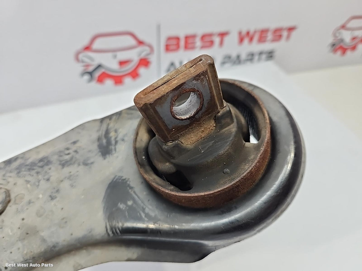 2019 MITSUBISHI ECLIPSE CROSS Left Rear Trailing Arm