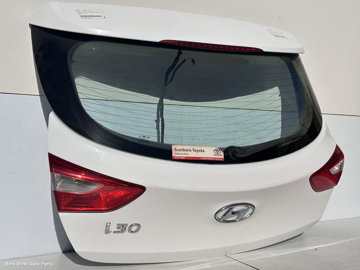 2016 HYUNDAI I30 Bootlid/Tailgate