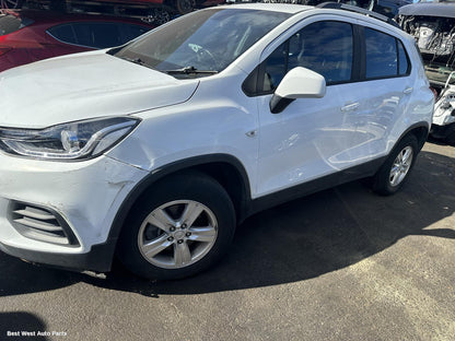 2017 HOLDEN TRAX Left Headlamp