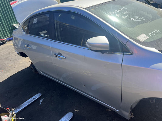 2015 NISSAN PULSAR Bootlid/Tailgate