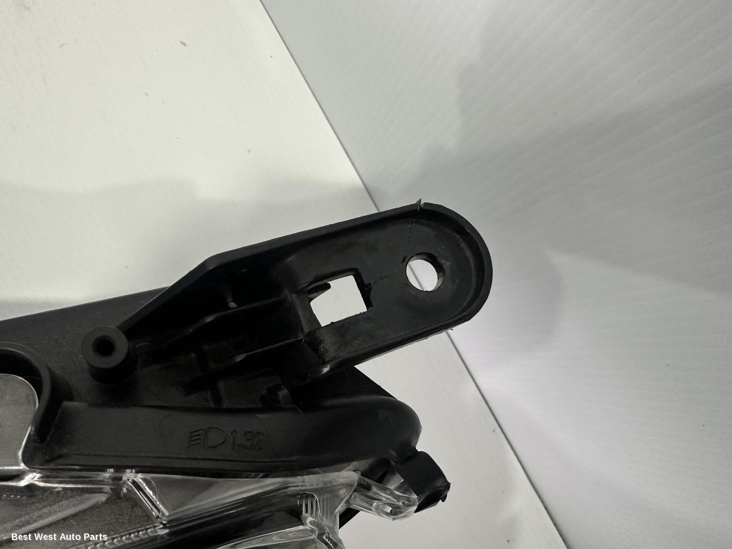 2024 TOYOTA HILUX Left Headlamp