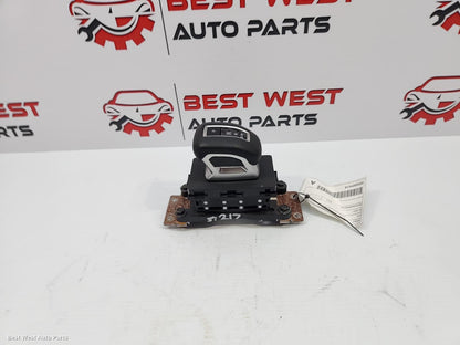 2023 MITSUBISHI OUTLANDER Gear Stick/Shifter