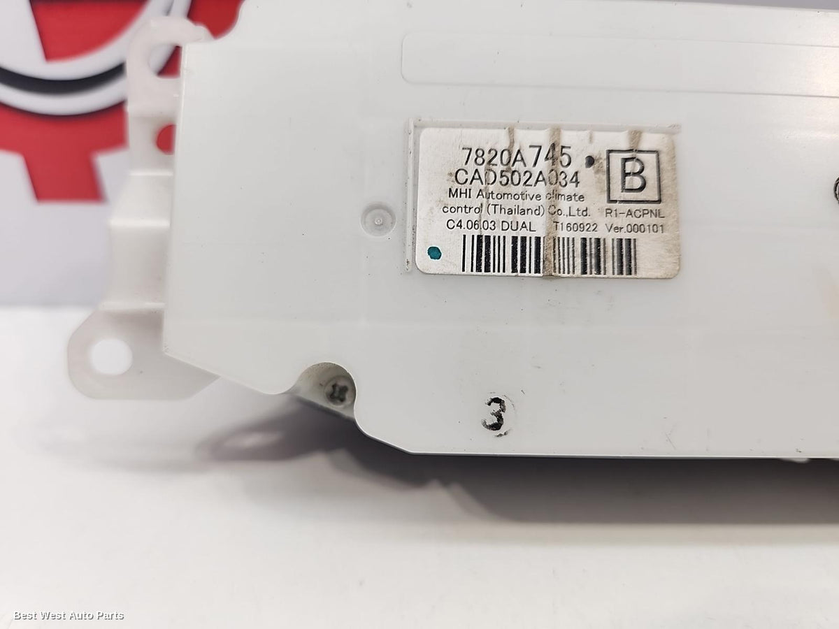 2018 MITSUBISHI TRITON Heater/Ac Controls
