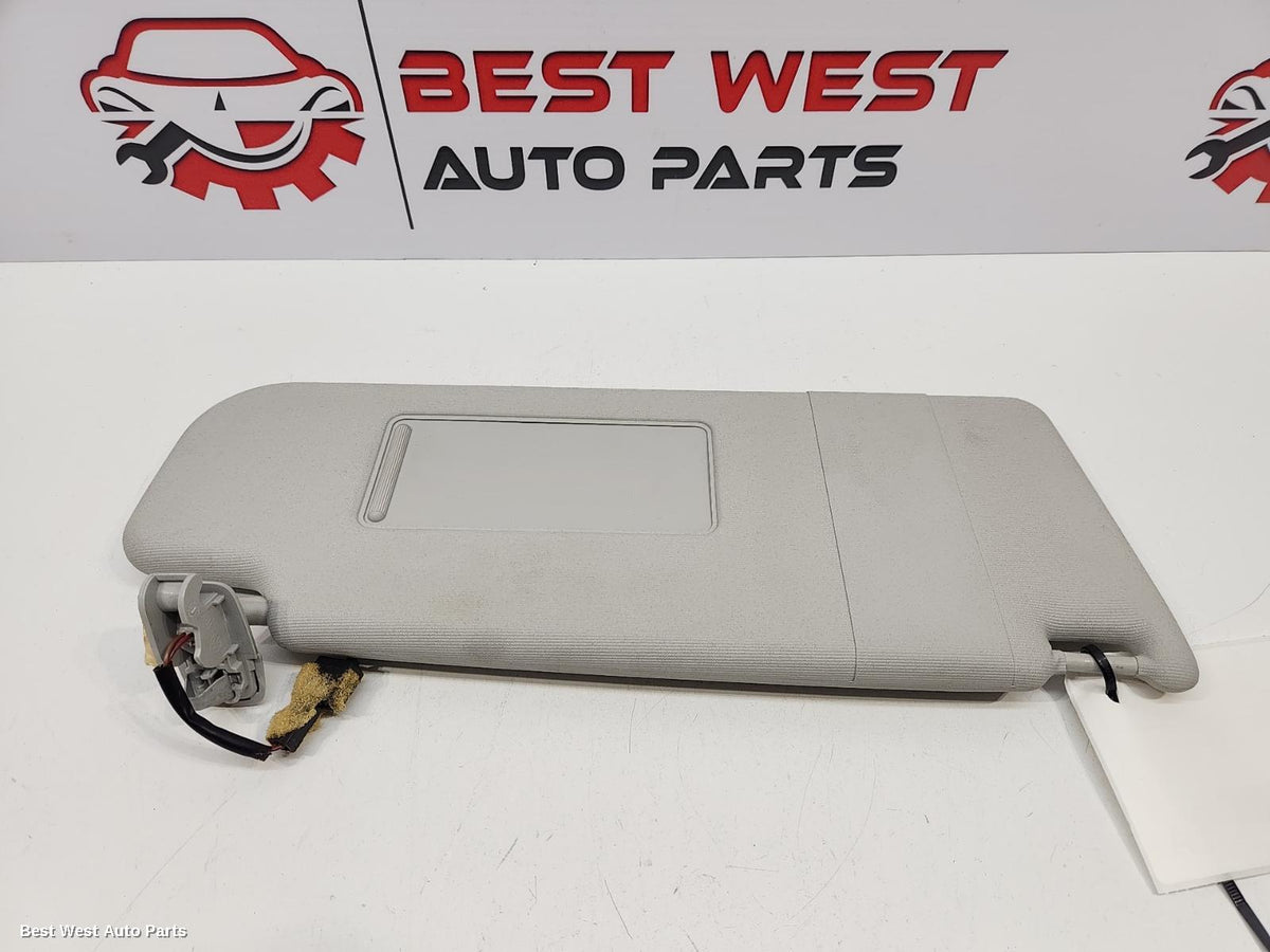2013 VOLKSWAGEN POLO Sunvisor