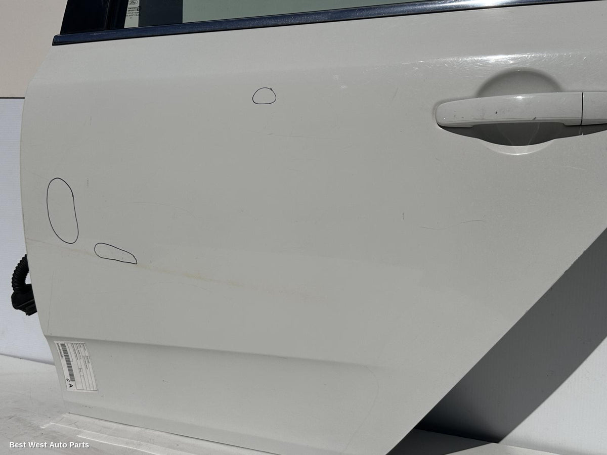 2010 FORD FALCON Left Rear Door/Sliding