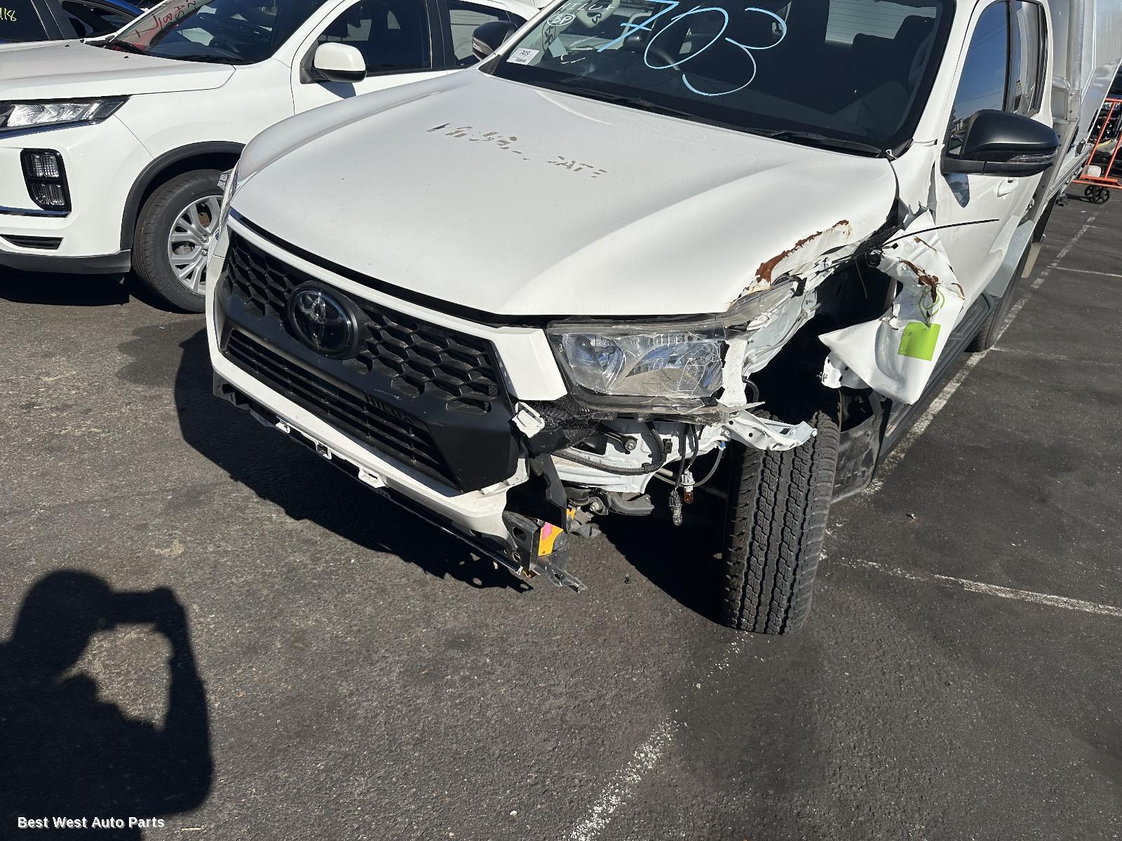 2024 TOYOTA HILUX Glove Box