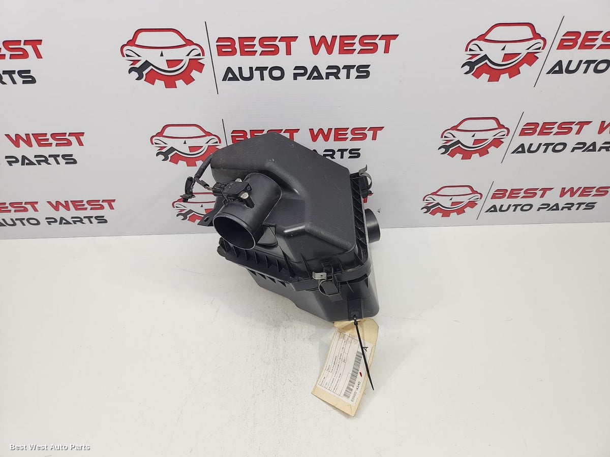 2011 TOYOTA RAV4 Air Cleaner/Box