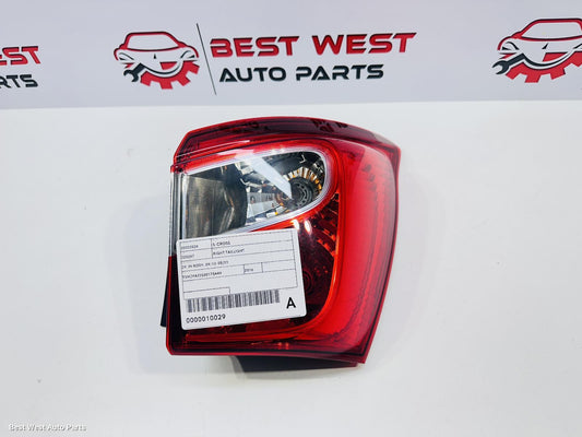 2016 SUZUKI S-CROSS Right Taillight