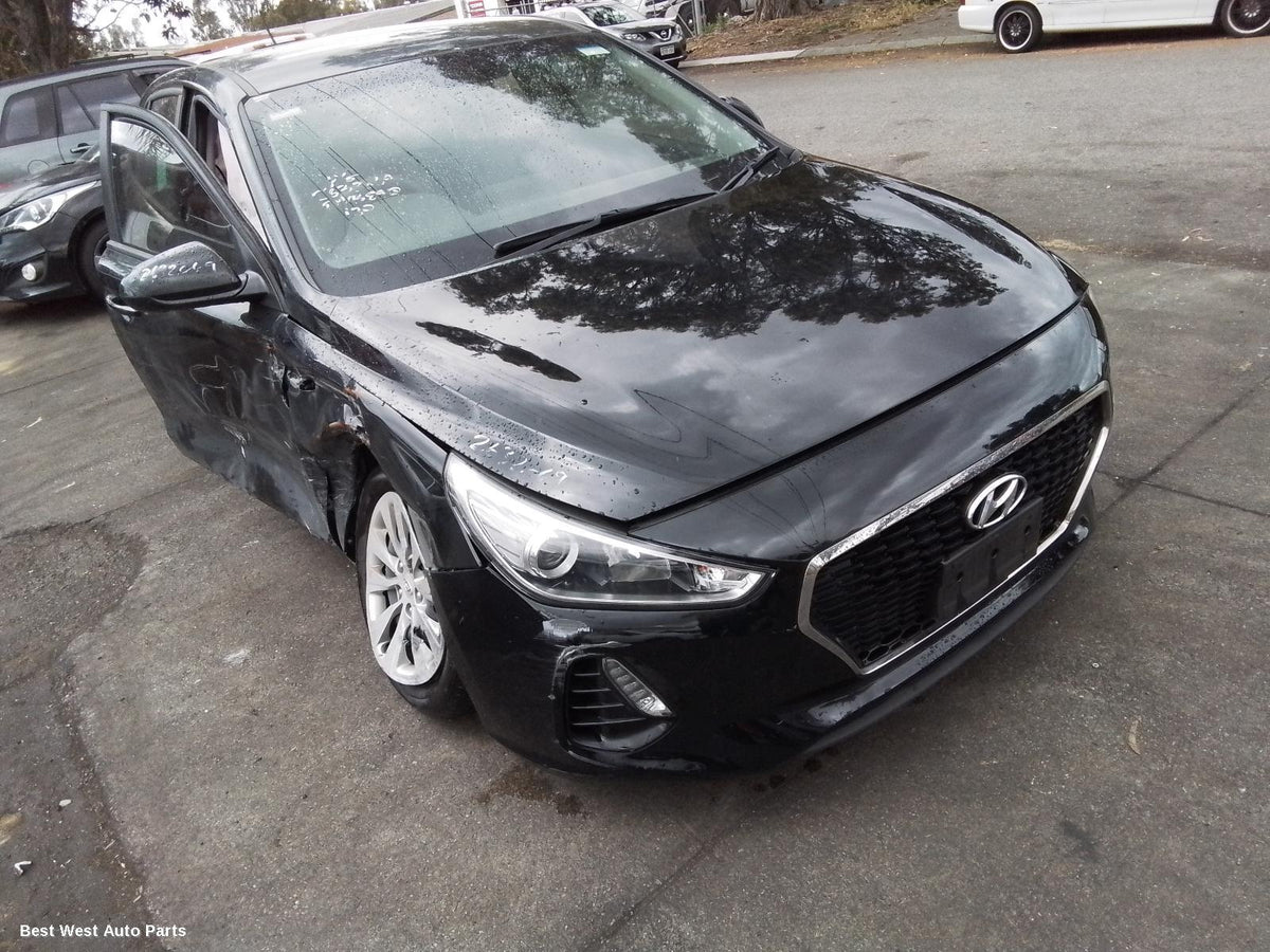 2018 HYUNDAI I30 Right Front Window Reg/Motor