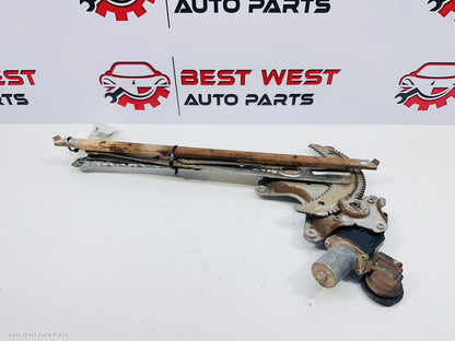 2019 TOYOTA HILUX Left Front Window Reg/Motor