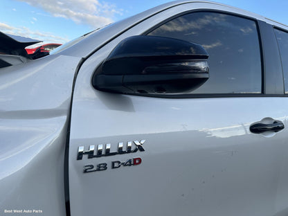 2025 TOYOTA HILUX Left Door Mirror