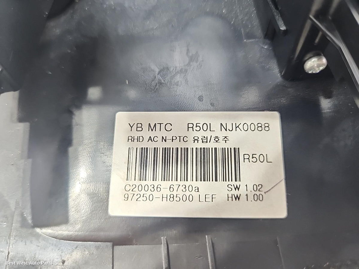 2018 KIA RIO Heater/Ac Controls