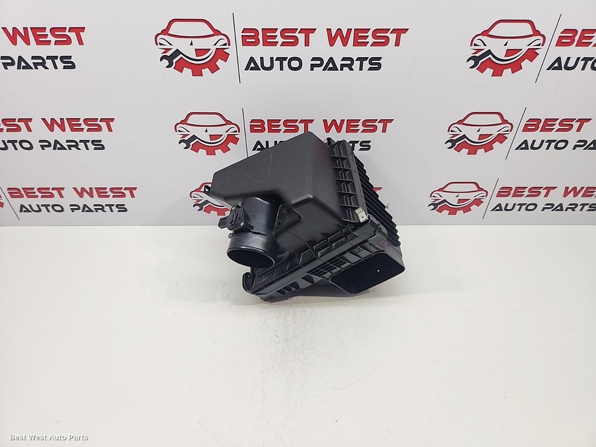 2021 TOYOTA CAMRY Air Cleaner/Box