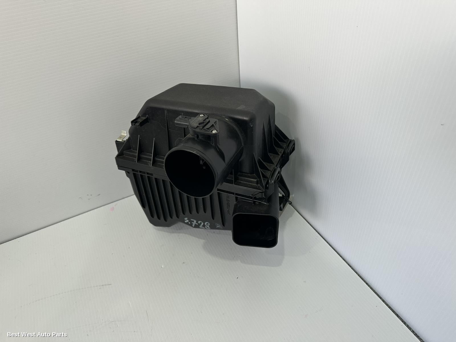 2021 TOYOTA CAMRY Air Cleaner/Box