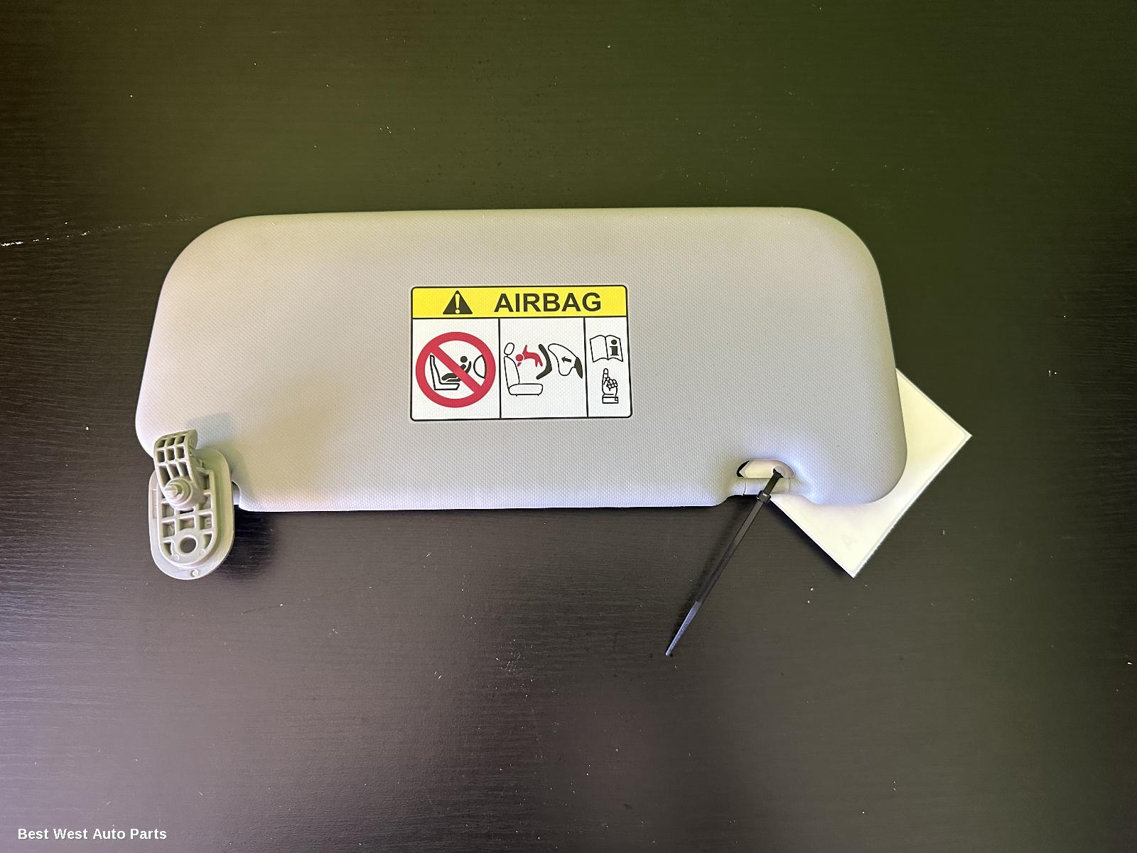 2023 MITSUBISHI OUTLANDER Sunvisor