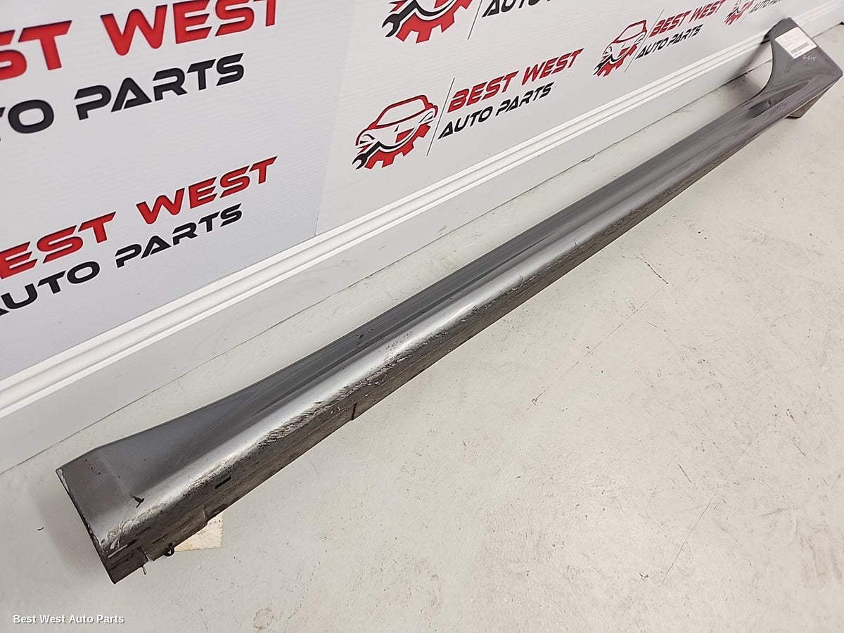 2017 MITSUBISHI LANCER Side Step/Skirt