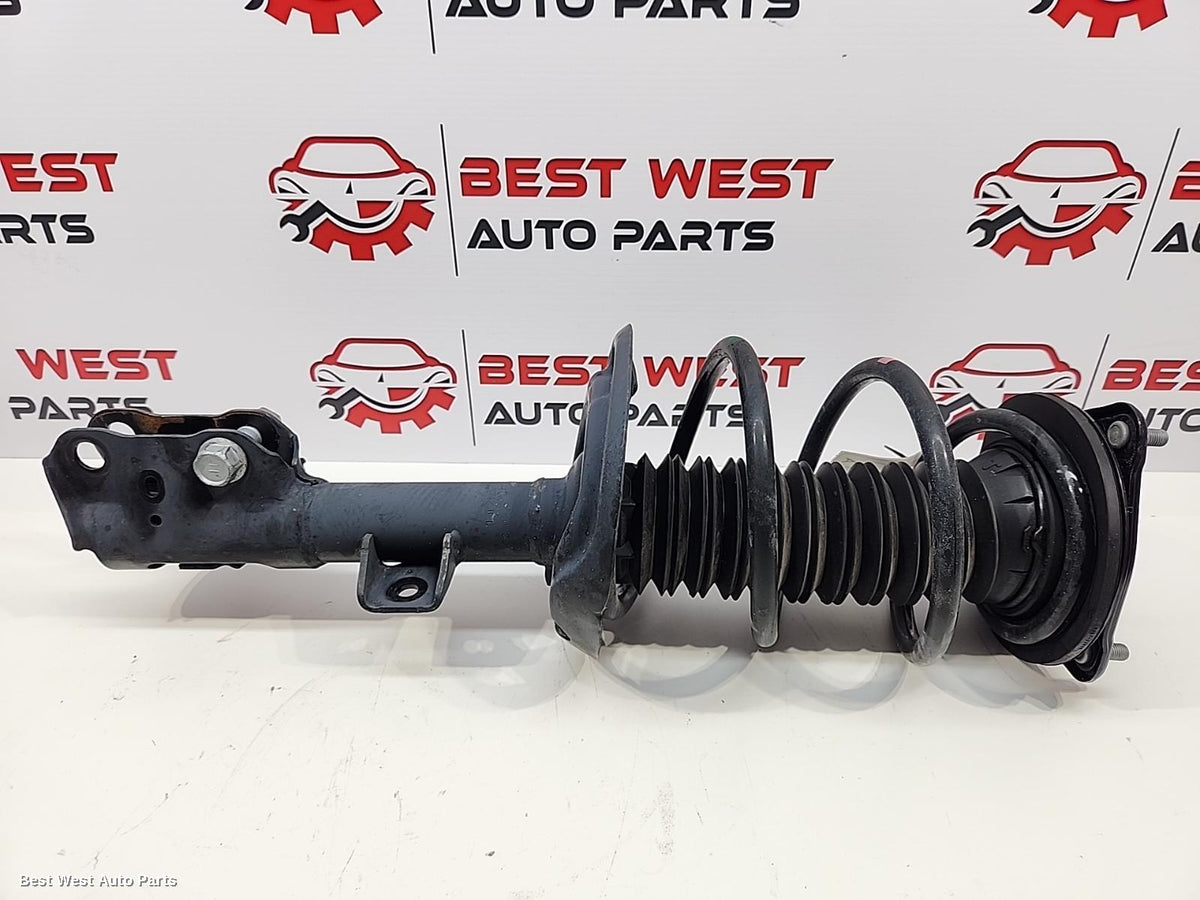 2025 TOYOTA RAV4 Left Front Strut