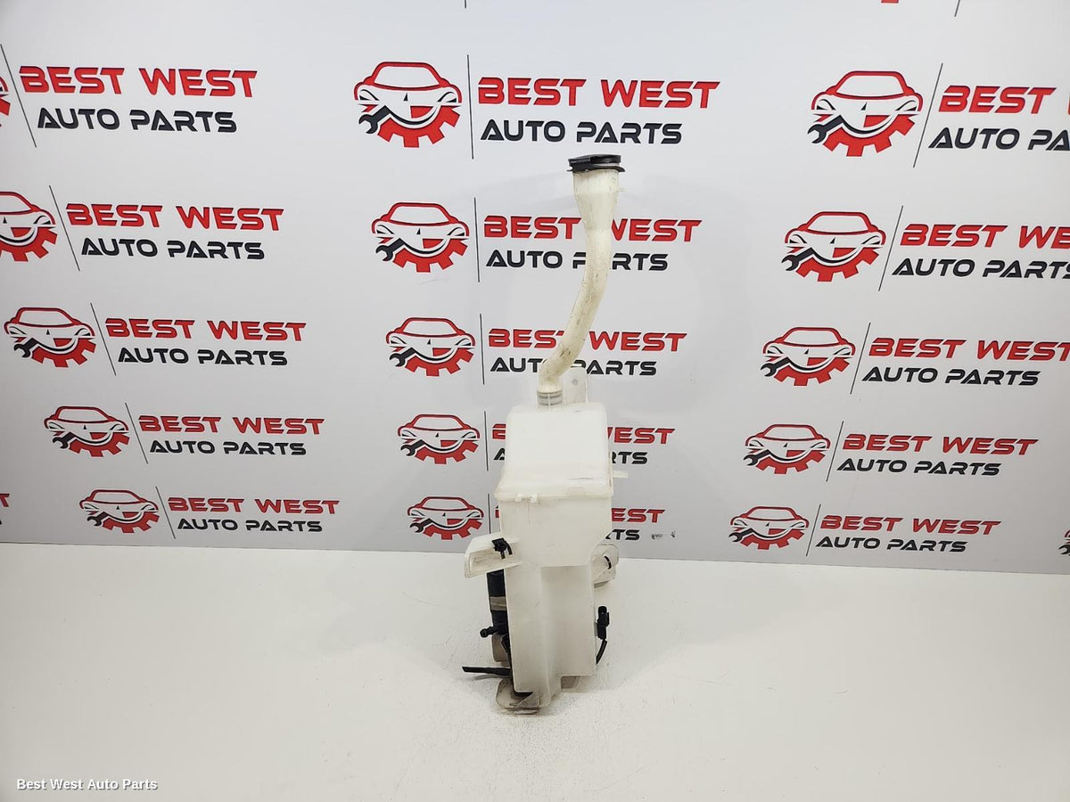 2017 LDV G10 Washer Bottle