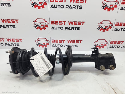 2017 TOYOTA COROLLA Right Front Strut