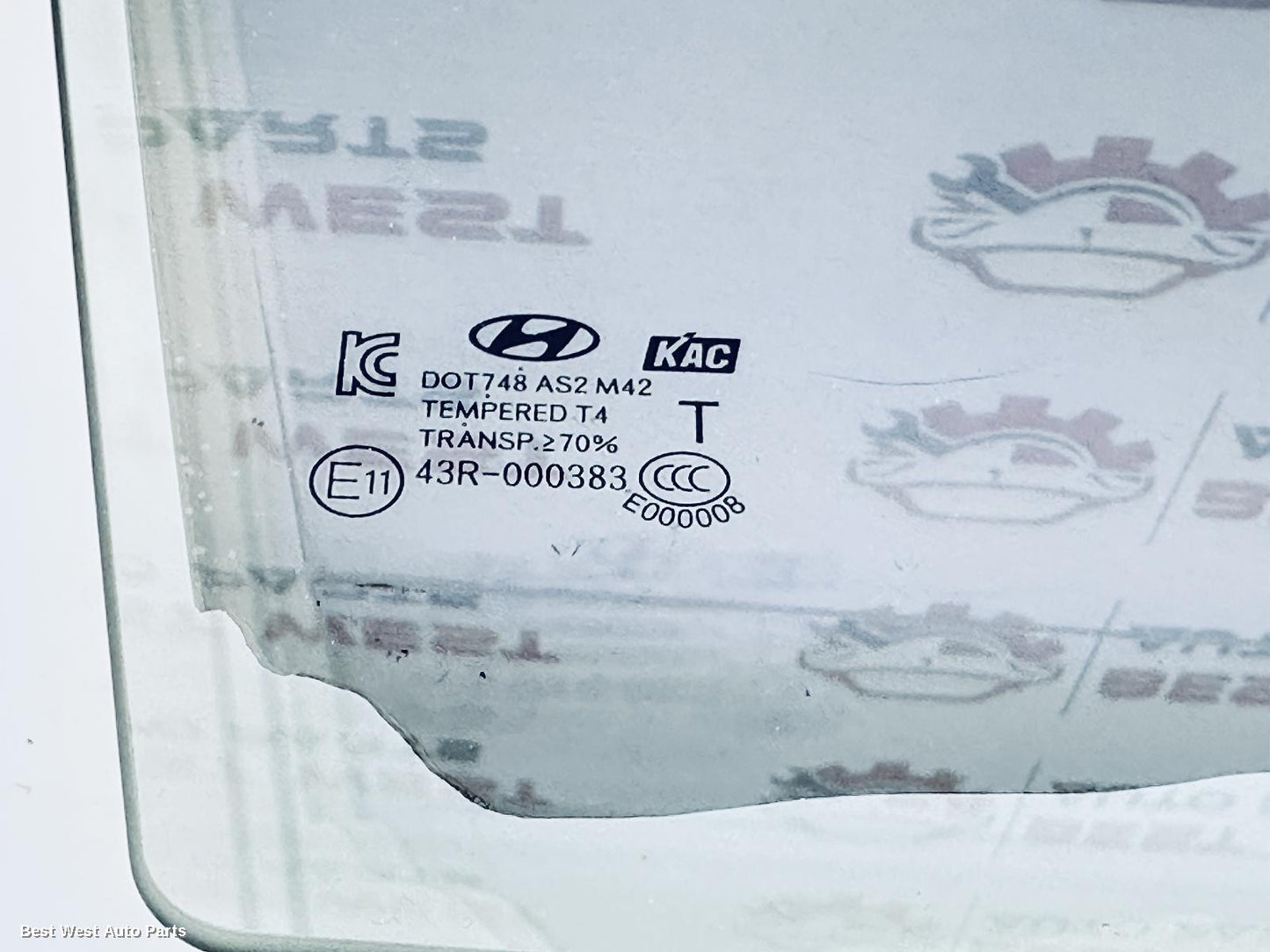 2016 HYUNDAI SANTA FE Right Front Door Window