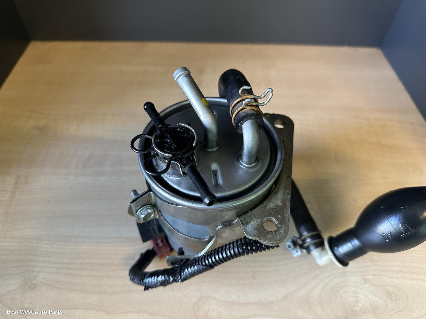 2014 NISSAN NAVARA Fuel Filter Housing