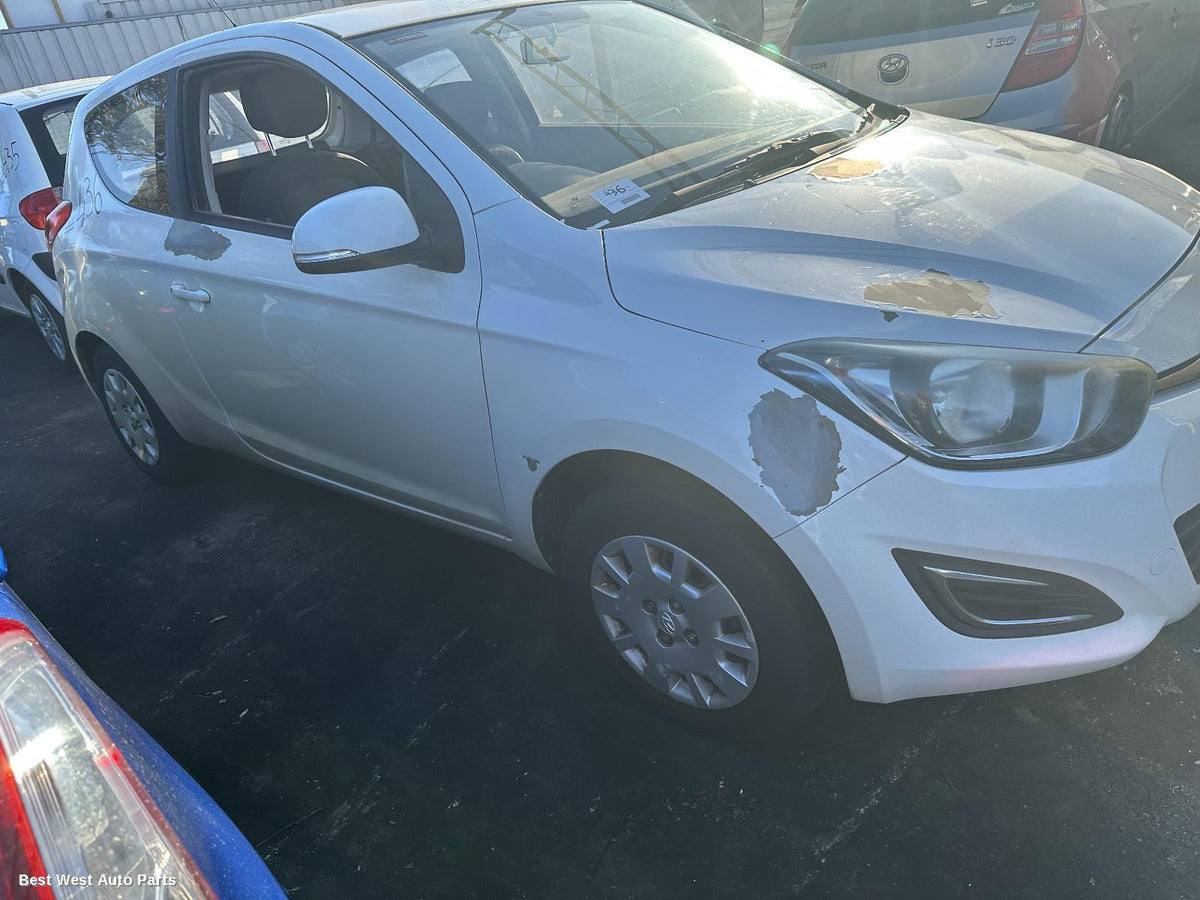 2012 HYUNDAI I20 Engine
