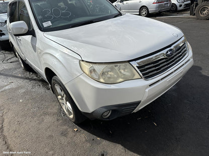 2009 SUBARU FORESTER Right Guard