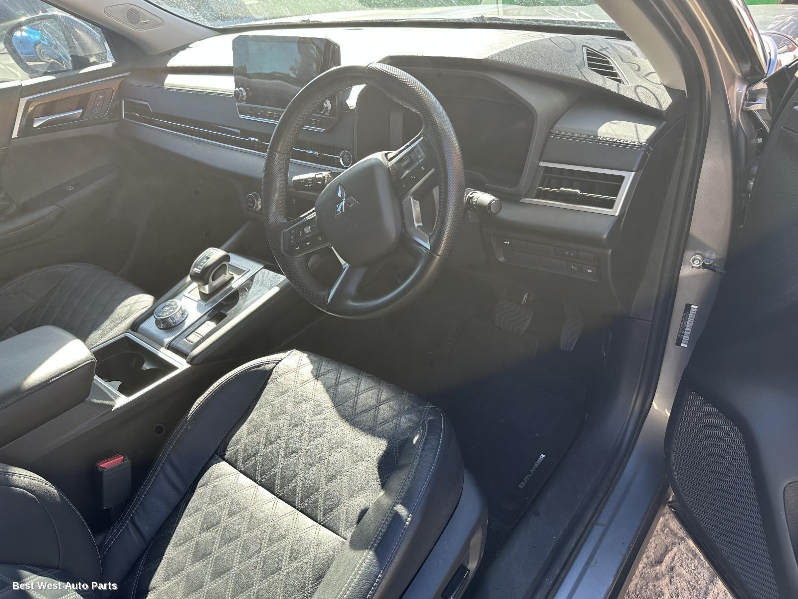 2022 MITSUBISHI OUTLANDER Interior Mirror