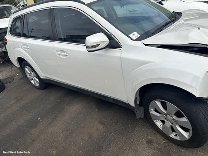 2009 SUBARU OUTBACK Left Taillight