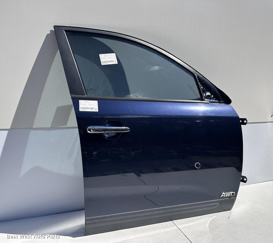 2013 KIA SORENTO Right Front Door